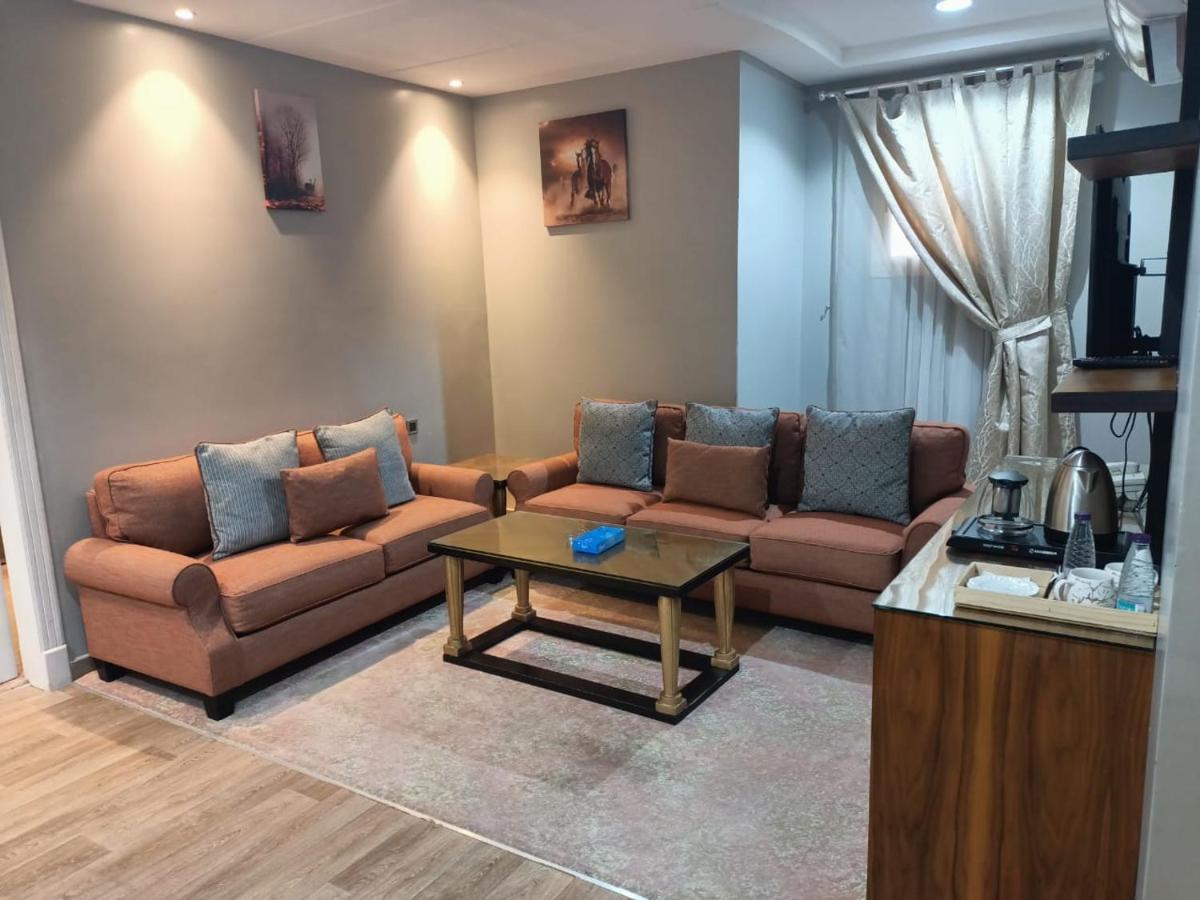 Apartamento ستار للوحدات سكنيه Riad Exterior foto